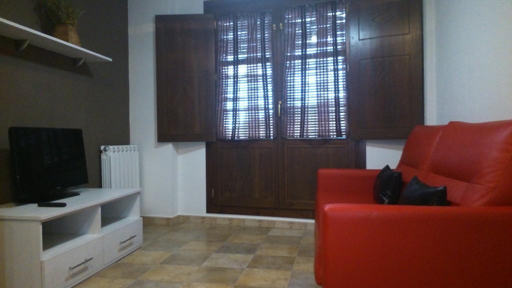 Apartamentos San Gregorio Алькесар Экстерьер фото